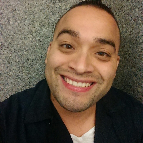 Meet your Posher, Julian - Picture 1 of 1